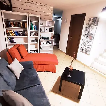 Large House 3 Floors 'n Sea Apartment *